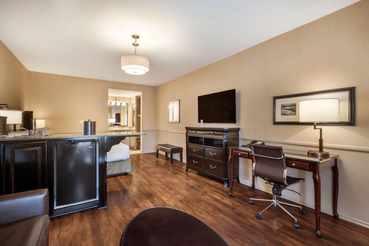 Best Western Corona Hotel&Suites Buitenkant foto