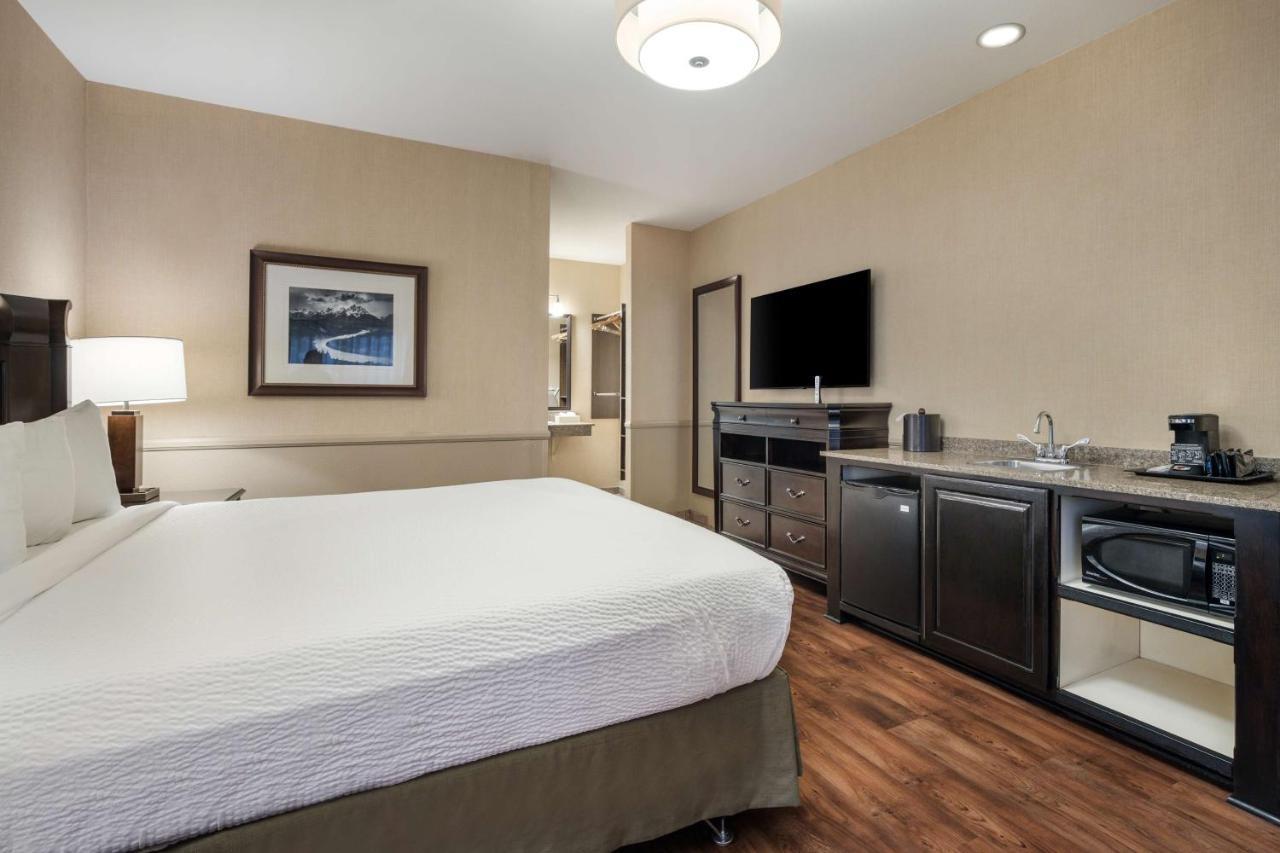Best Western Corona Hotel&Suites Buitenkant foto