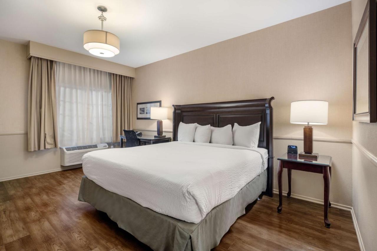 Best Western Corona Hotel&Suites Buitenkant foto