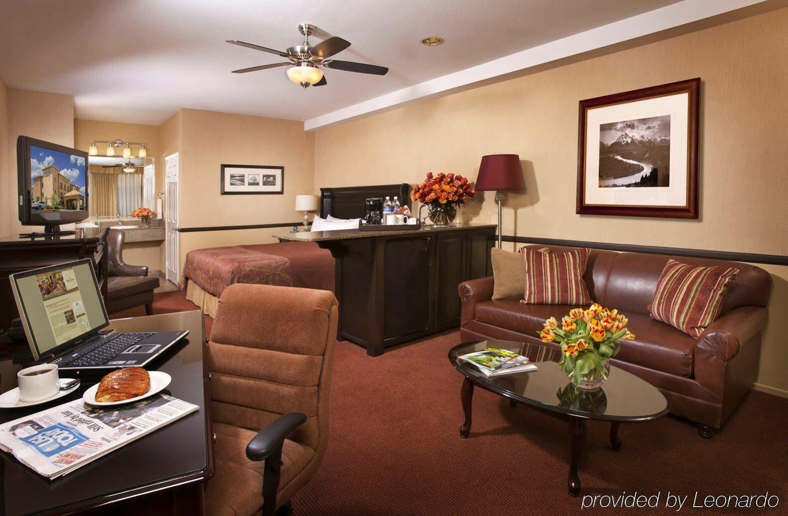Best Western Corona Hotel&Suites Buitenkant foto