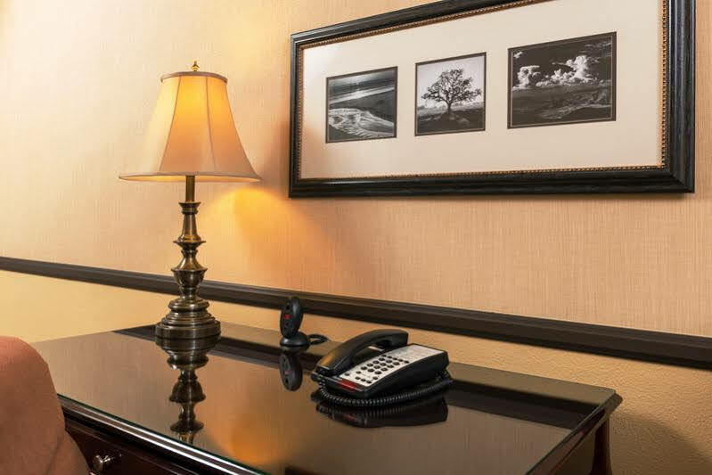 Best Western Corona Hotel&Suites Buitenkant foto